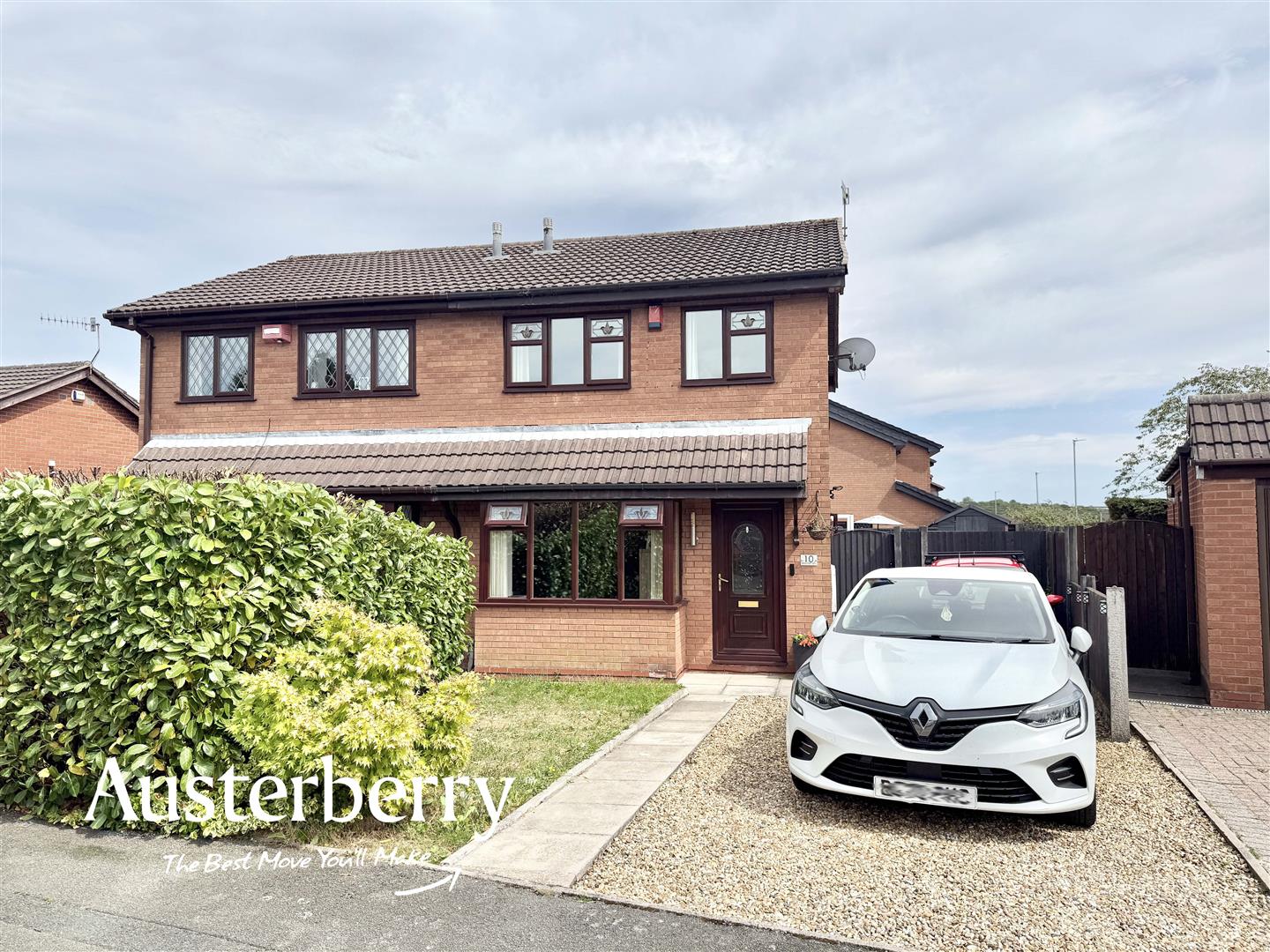 3 bed property in Deanscroft Way, Stoke-On-Trent